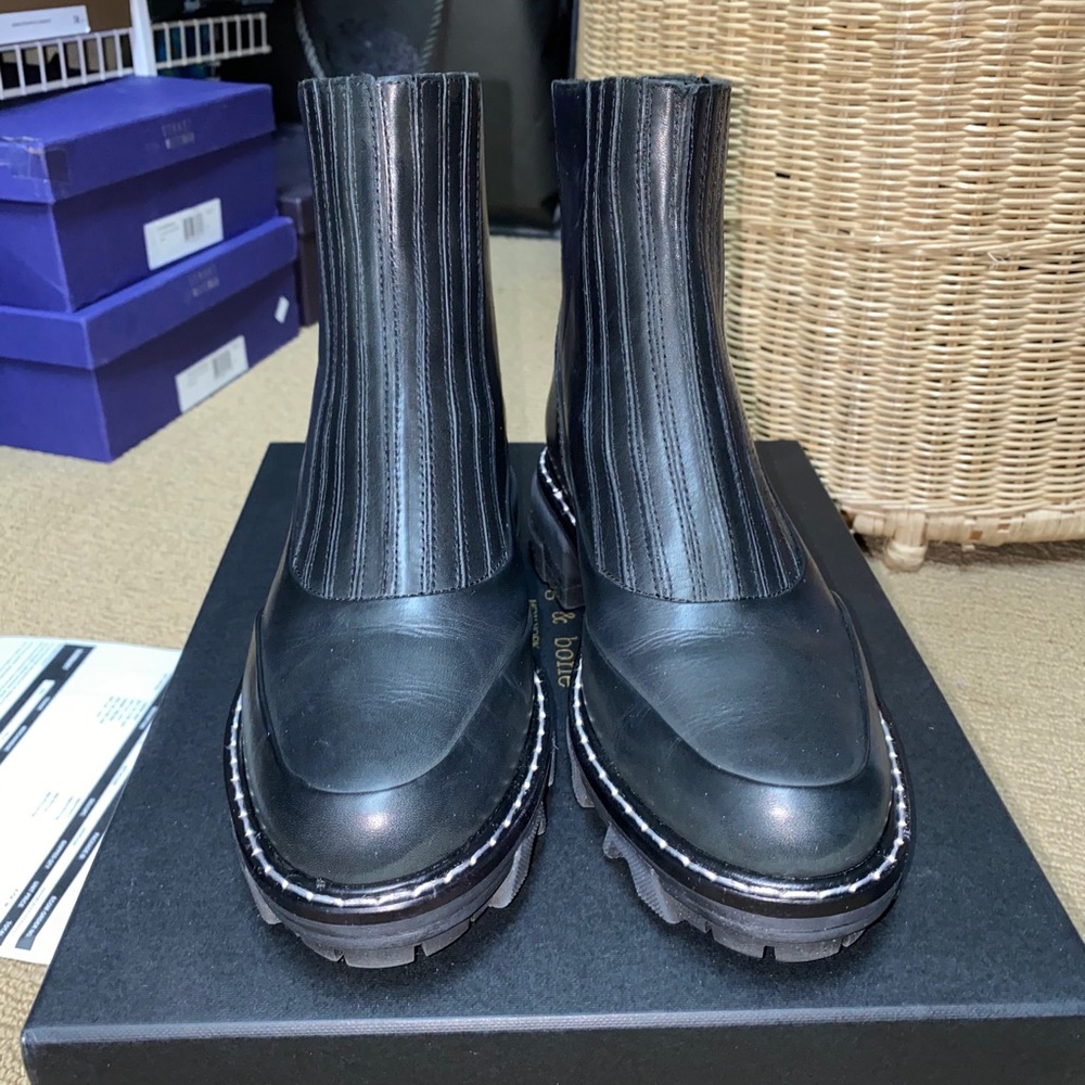 Rag & Bone Shawn Chelsea Boot size 8.5